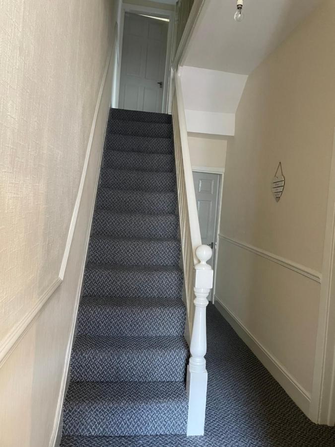 Divine Accommodation Liverpool Eksteriør bilde