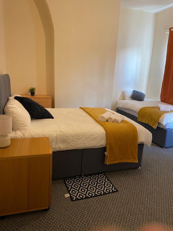 Divine Accommodation Liverpool Eksteriør bilde