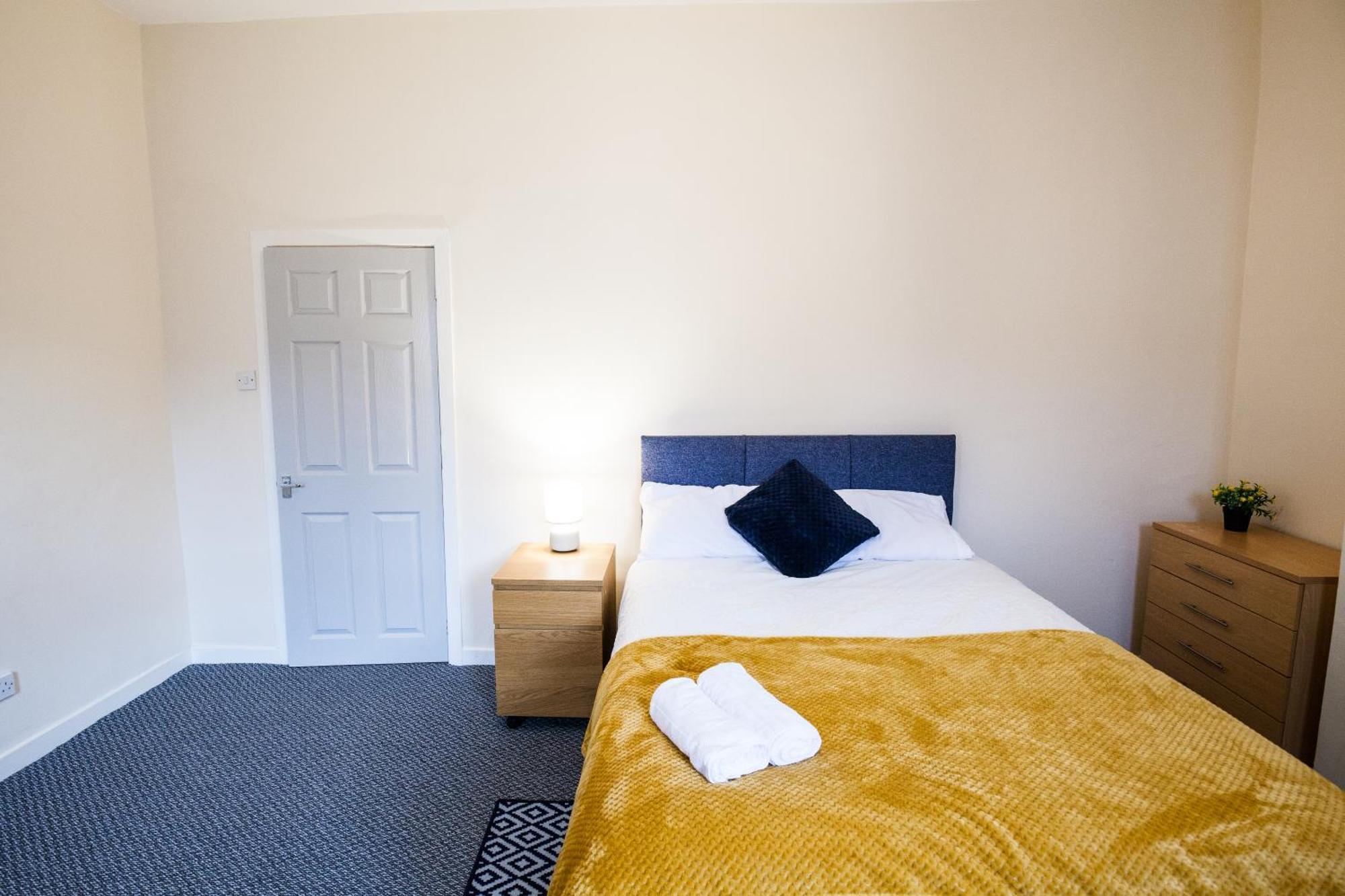 Divine Accommodation Liverpool Eksteriør bilde