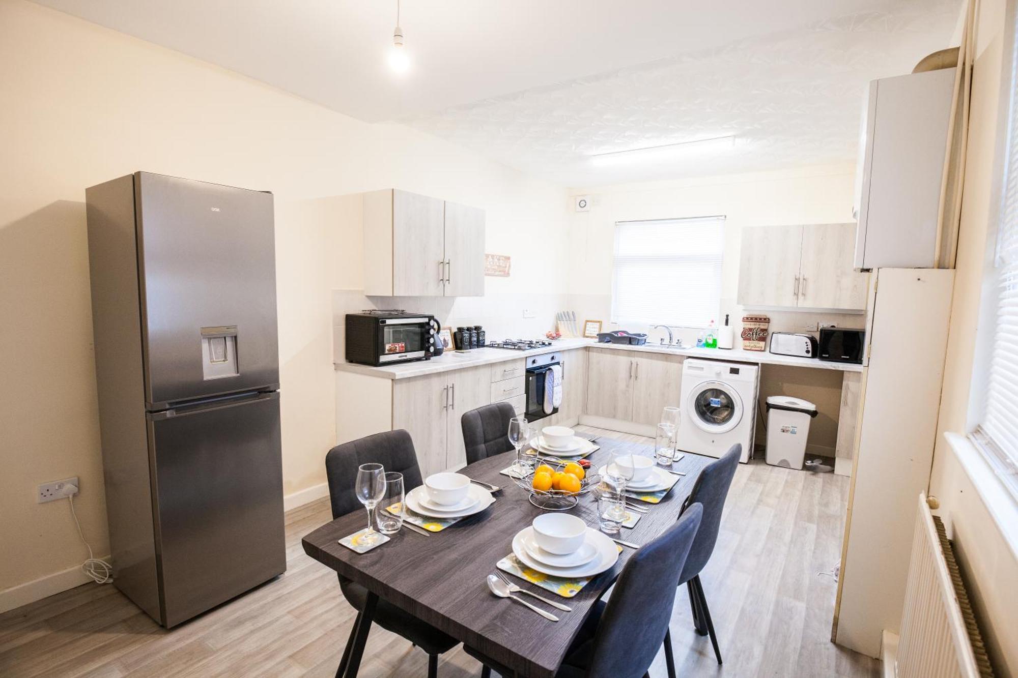 Divine Accommodation Liverpool Eksteriør bilde